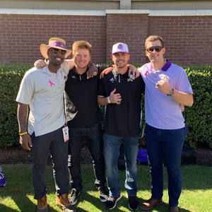 Meet your Posher, Sam